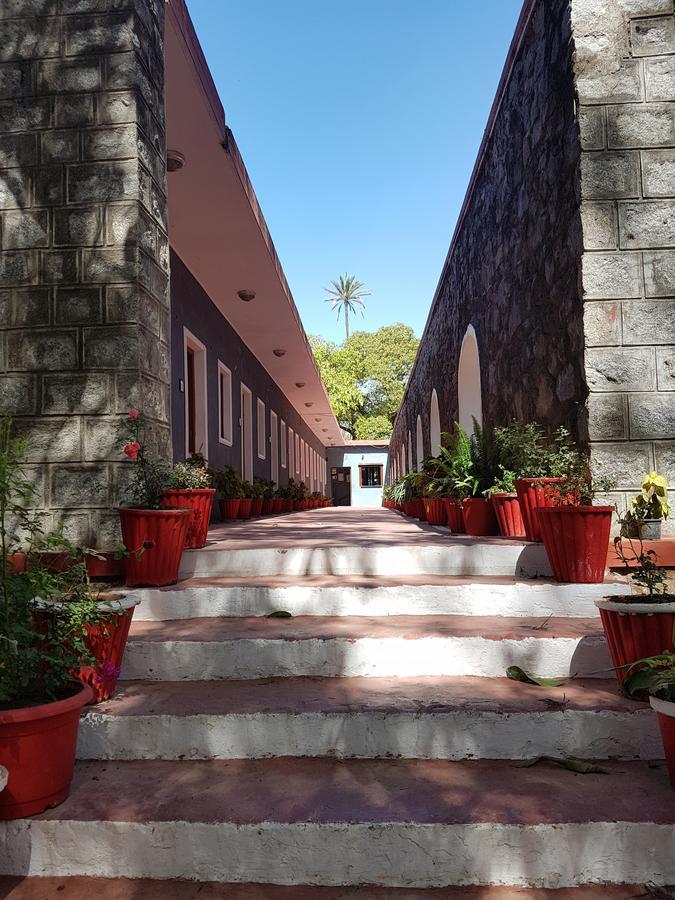Kesar Bhawan Palace Mount Abu Exterior foto